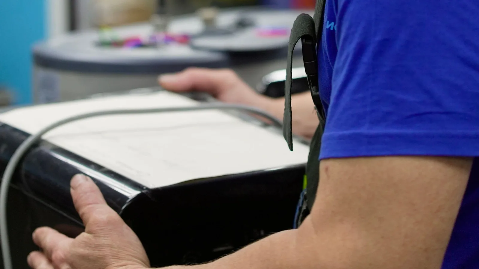 Imprimante HP DeskJet 3760 : Wi-Fi, cartouche 304, scanner à défilement et pannes